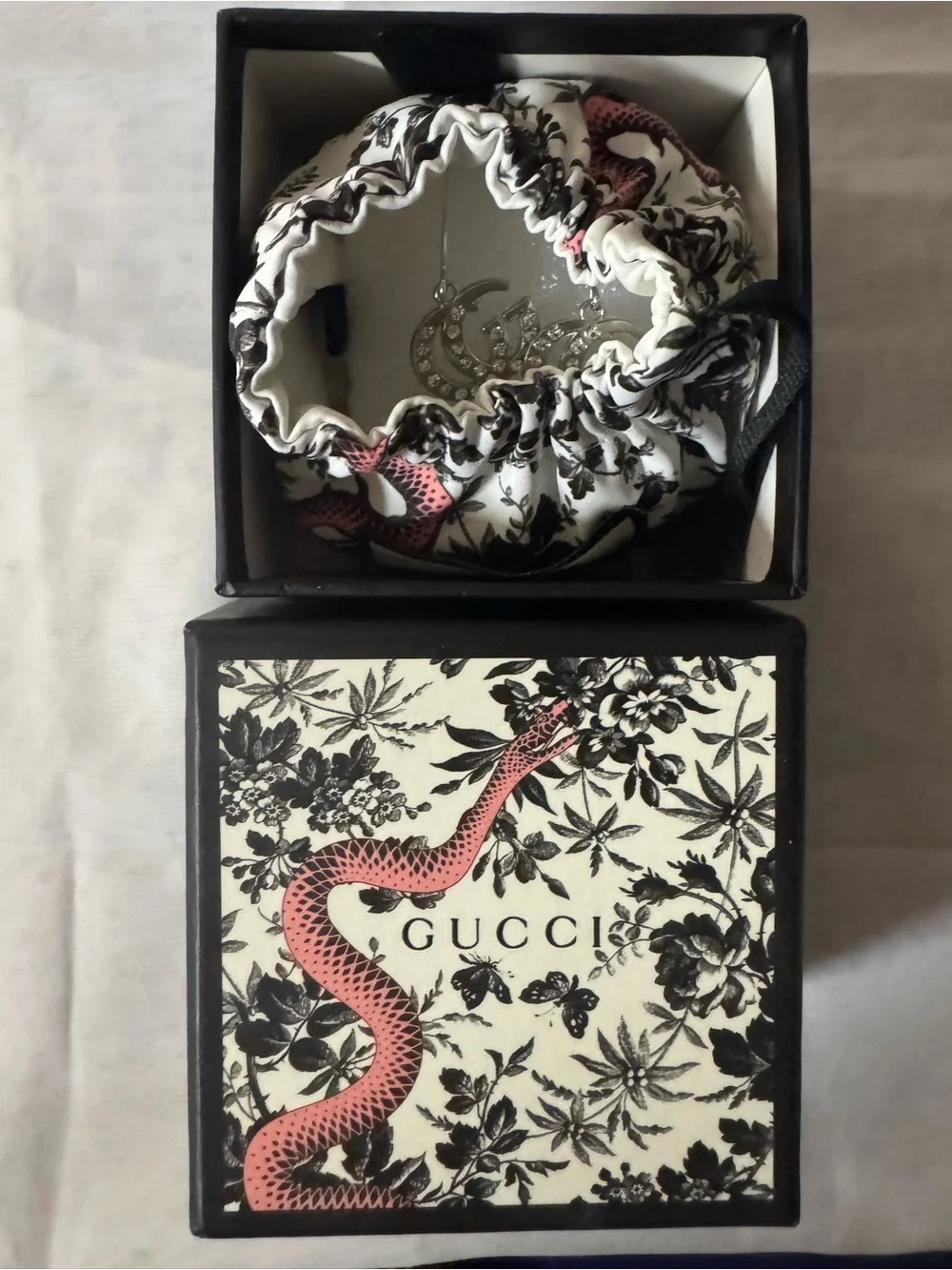 Gucci Silvery Crystal Double interlocking GG Hook Drop Earrings w/pouch and box - Picture 8 of 10